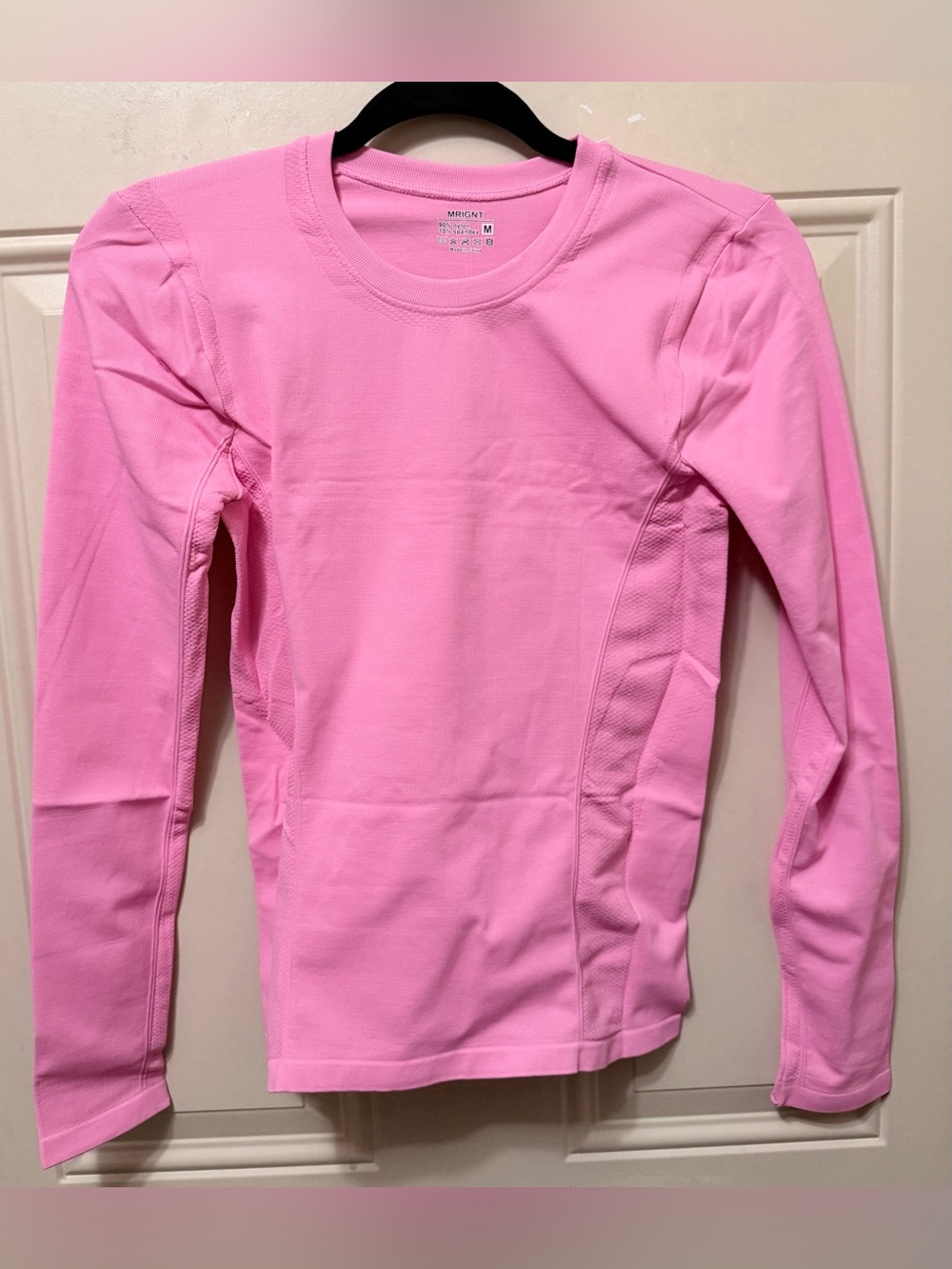 MRIGNT Long Sleeved Pink Knit Athletic or Exercise pullover Top